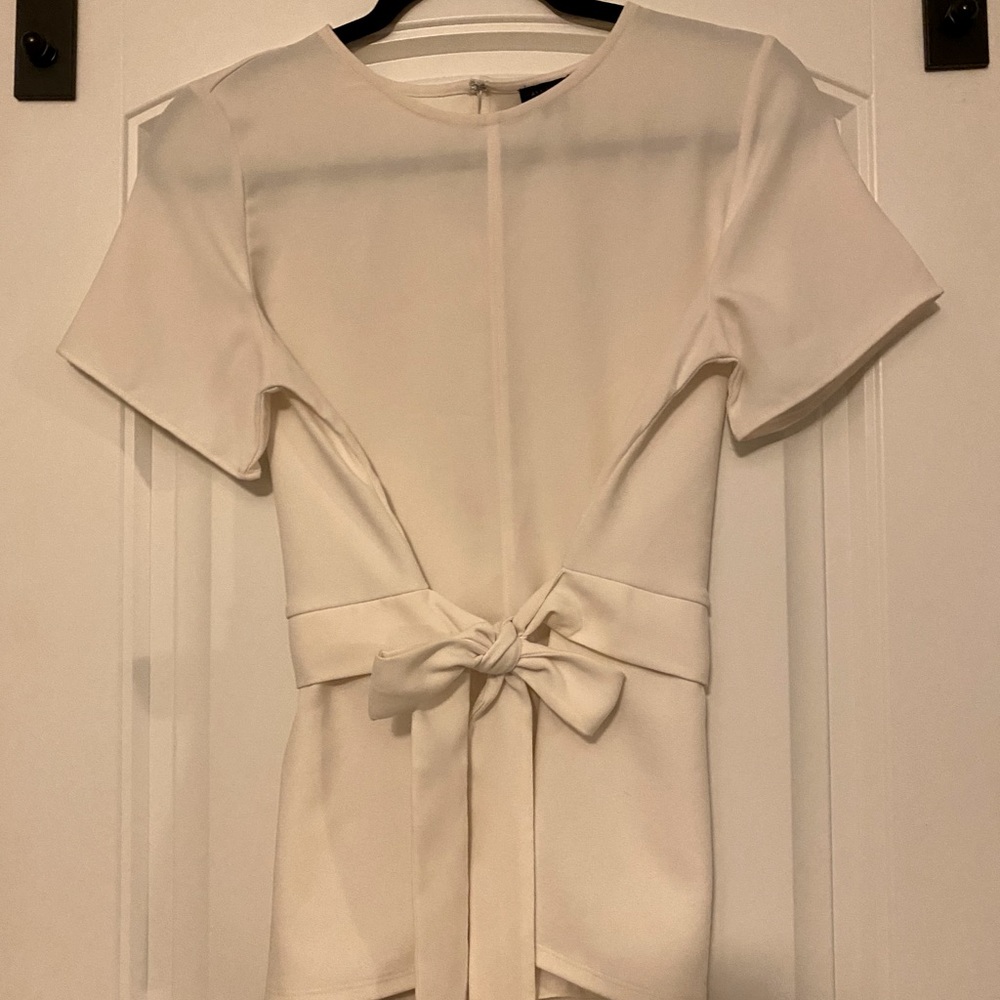 Ann Taylor Ivory SS wrap blouse Small